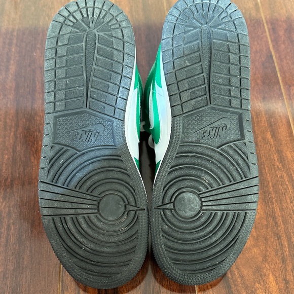 Nike Air Jordans - Picture 7 of 7